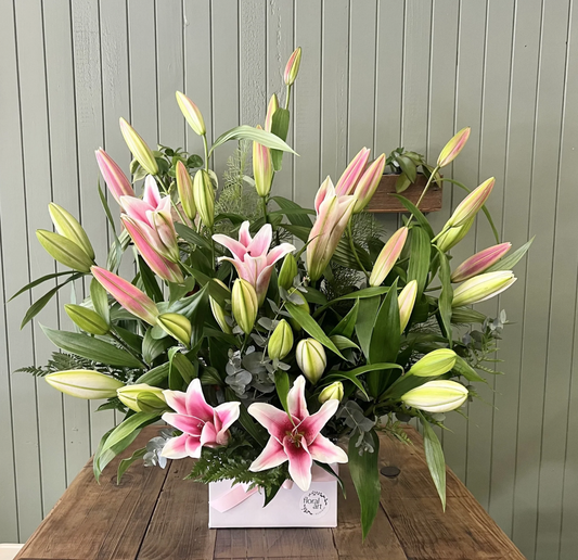 7 Heartfelt Ways to Express Sympathy with Buderim Floral Art's Lily Flower Box