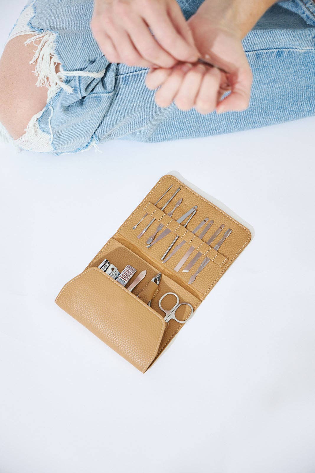 Vegan PU Leather Manicure Set - Beige