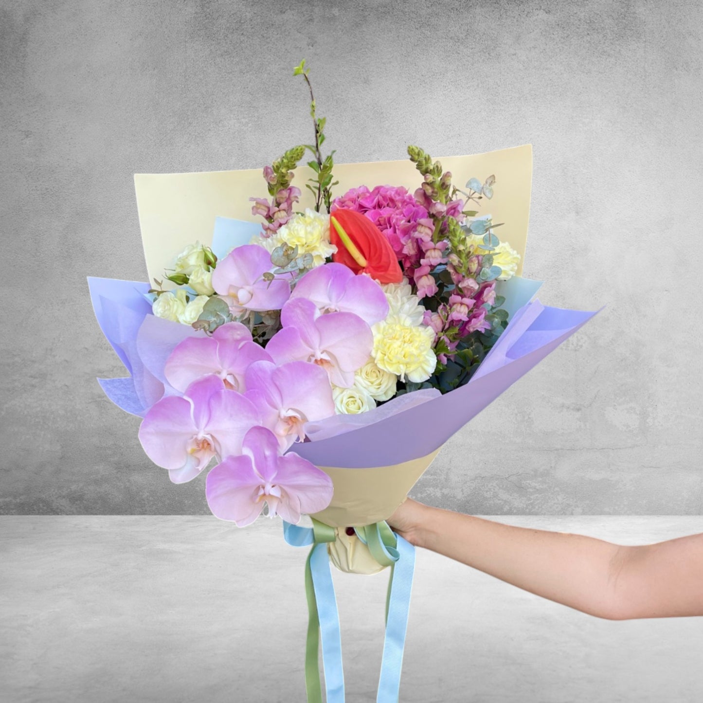 Signature Luxurious Bouquet