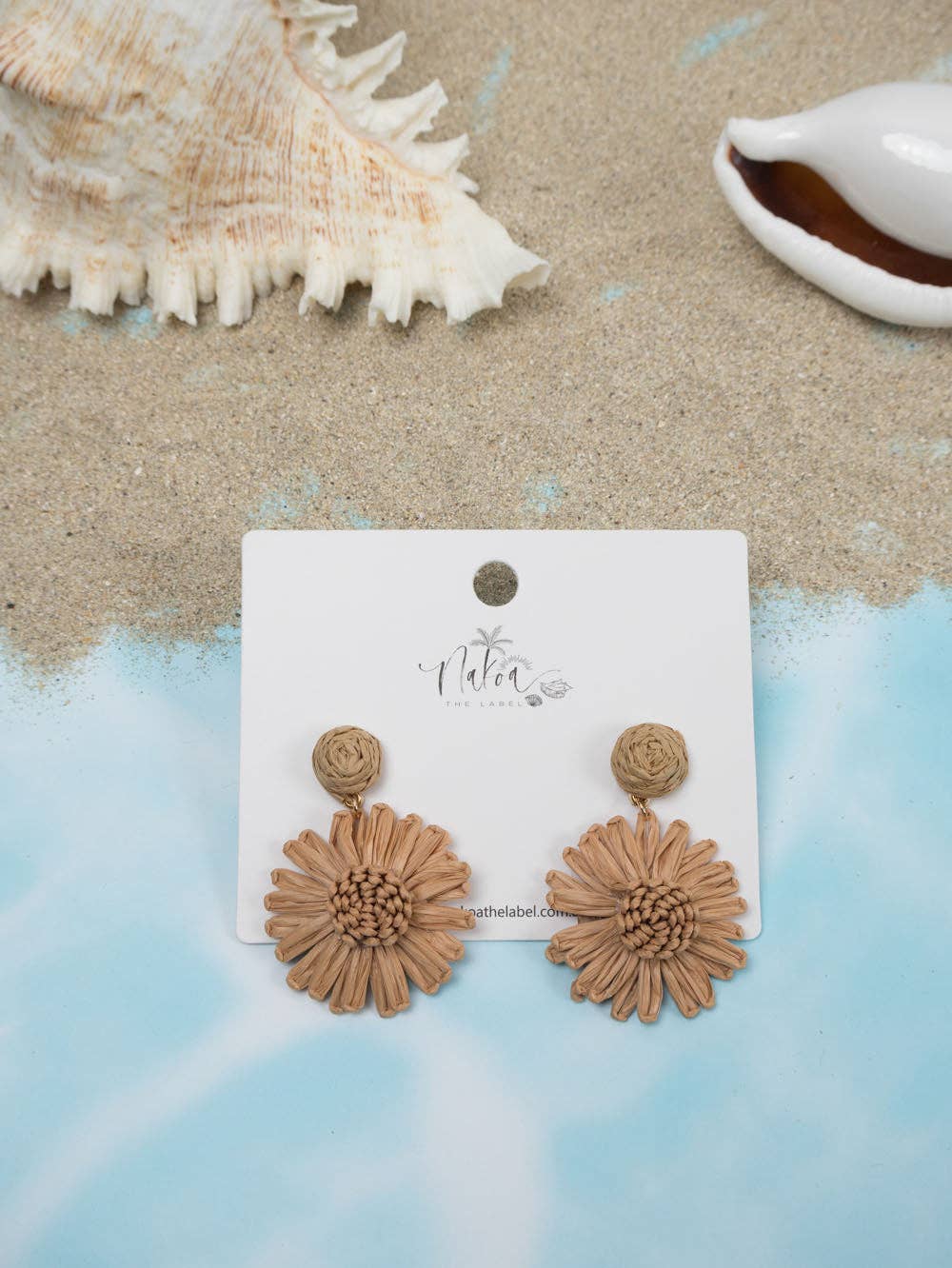 Daisy Flower Raffia Earrings - Coffee