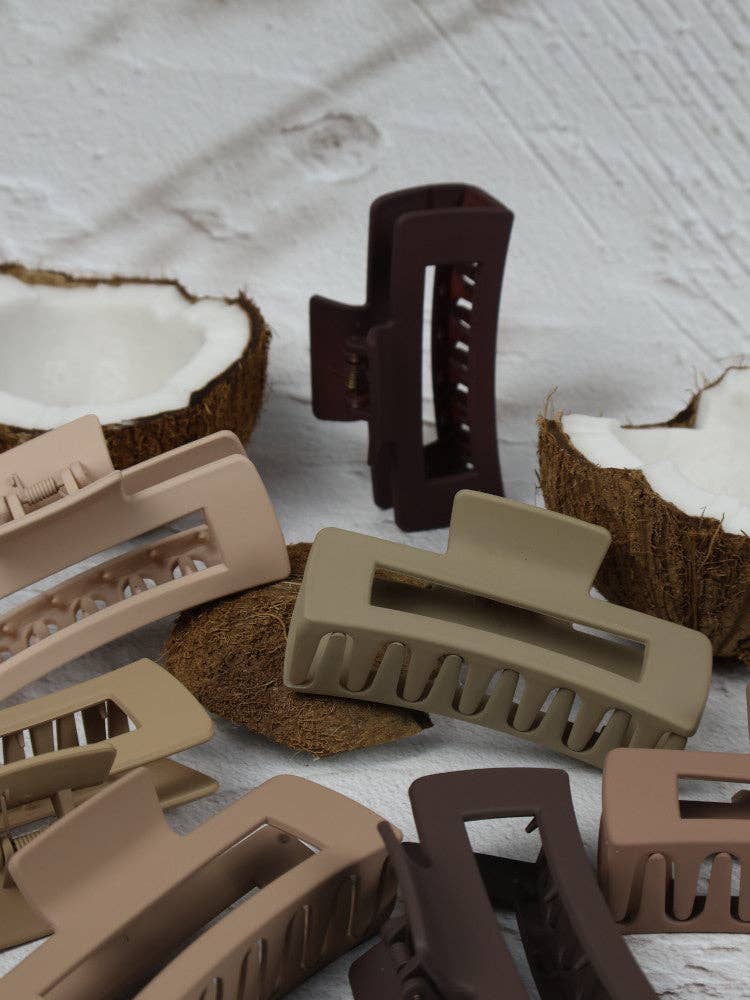 Claw Clip -- Medium Elongated Rectangle - Biscuit