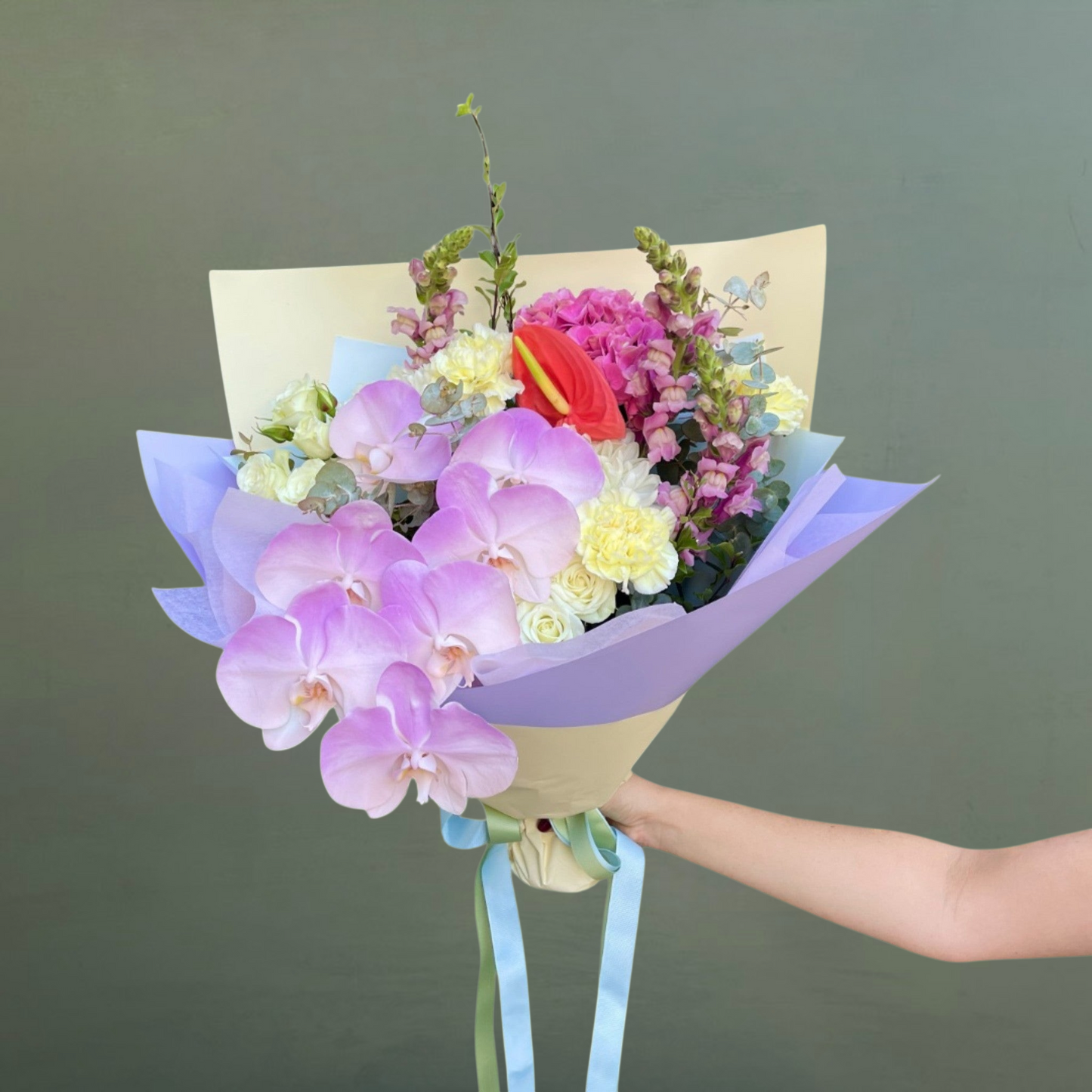 Signature Luxurious Bouquet